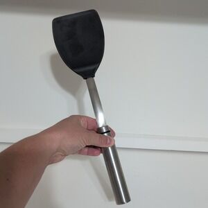 The Pampered Chef Black Nylon Solid Spatula Flipper Turner Stainless Handle 18A